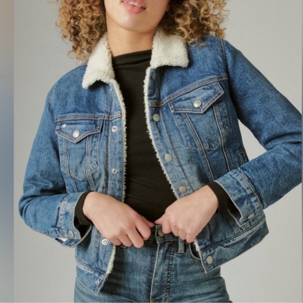 Brand new lucky brand Sherpa lined denim jacket